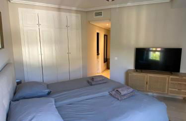 First Line Beach Beautiful and Bright Home - Photo 59