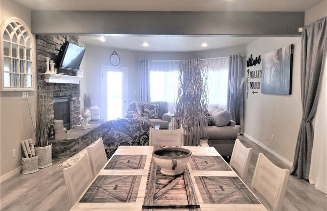 Peak Valley Manor, a Modern Farmhouse - Foto 51