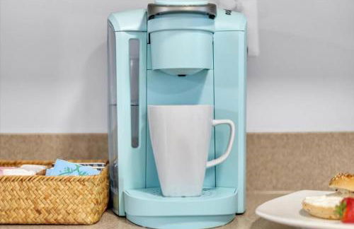 Renovated townhome on bike path includes bikes - Foto 15