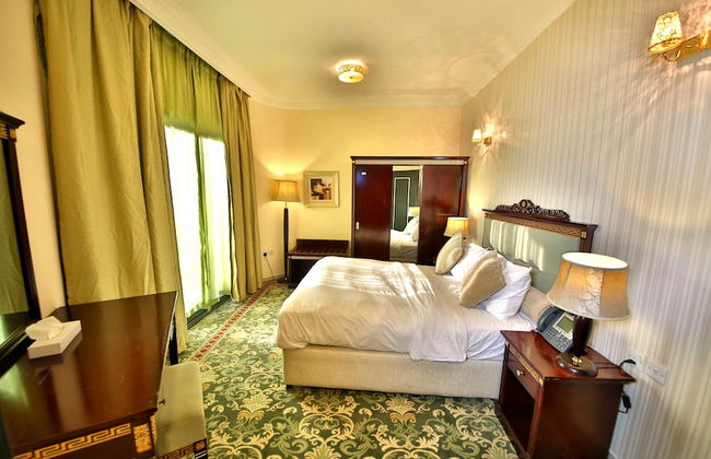 Midtown Furnished Apartments - Photo 13