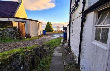 Wee Silverburn - Photo 35