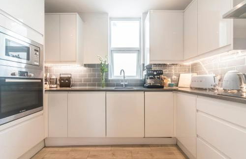 Luxurious Flat with Large Private Terrace - Pass the Keys - Foto 3