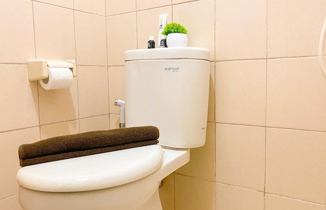 Good Place And Tidy Studio Tifolia Apartment - Photo 11