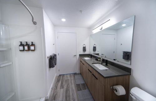 Sugarhouse! Mountain View 3BR, 2BA Gym, Parking - Foto 24