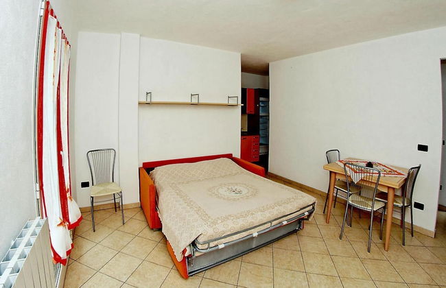 Apartment in Castellaro With Terrace - Photo 5