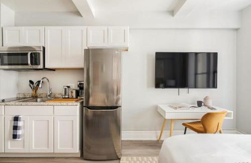 73-1104 New Studio UWS Doorman Gym - Foto 14