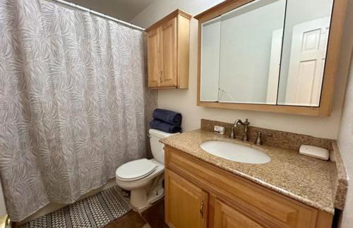 12 guests. W/ Ping pong, Air hockey, Volleyball! - Foto 4