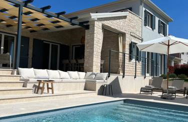 Villa Tina Maria with seaview near Porec - Foto 2