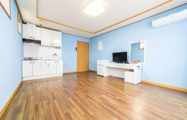 Elmar Condotel - Photo 5