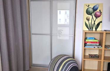 Apartament Przy Metrze i Przy Lesie - Foto 3