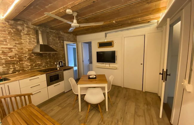 Classic Palau Apartments - Photo 25