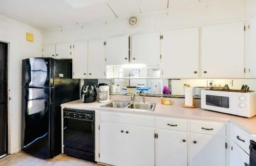 Sunny Florida Condo 4 Mi to Gulf Islands Seashore - Foto 11