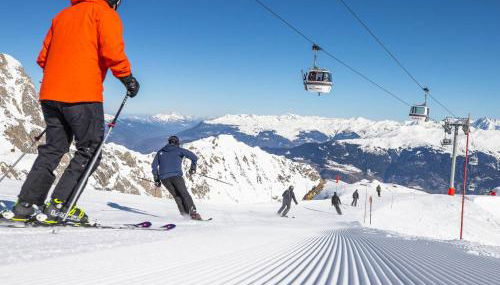 Chalet de 175m² à Courchevel Le Praz - Confort et Charme pour 10 Personnes - Sauna et Terrasse - FR-1-575-11 - Foto 3