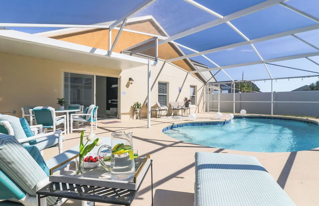 Modern Dream Disney Vacation Getaway Pool - Foto 24