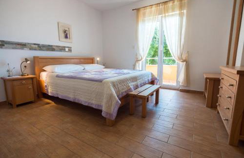 Apartmani Maslina - Photo 13