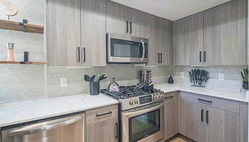 Family Getaway Near Grayhawk Golf , Parking - N244 - Foto 5