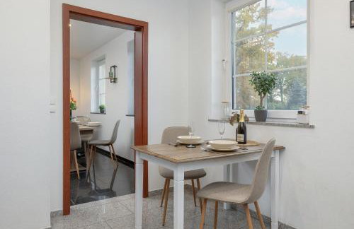 Apartment ''Senko'' with 2 Bedrooms and Parking by Noclegi Renters - Photo 18