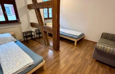 Herzo City Apartment - bis zu 8 Personen - 4 Schlafzimmer - Innenstadt - Foto 2