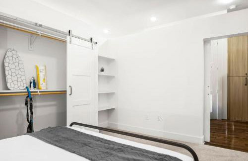 Luxurious New Unit 1Bd1Ba Pool, Golf Sim - Foto 10