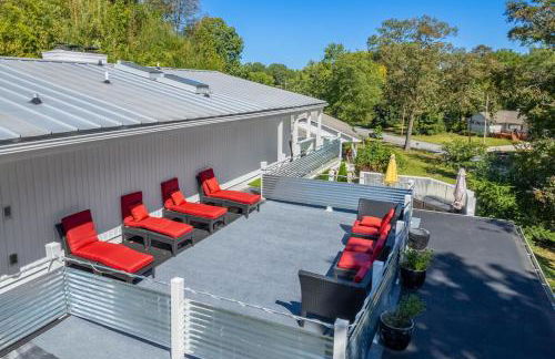 Upscale Modern Home with perfect triad location - Photo 39