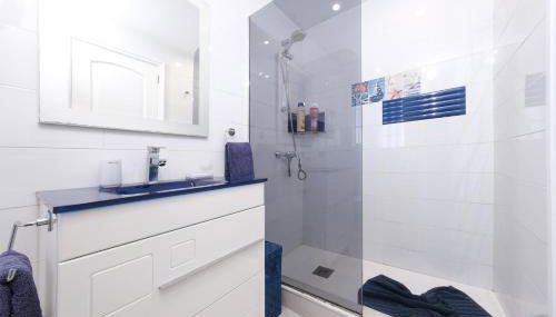 Apartment La Vela Azul - Pool & Tennis - Free AC & Good WIFI - By Lanzarote Vacation Homes - Foto 5