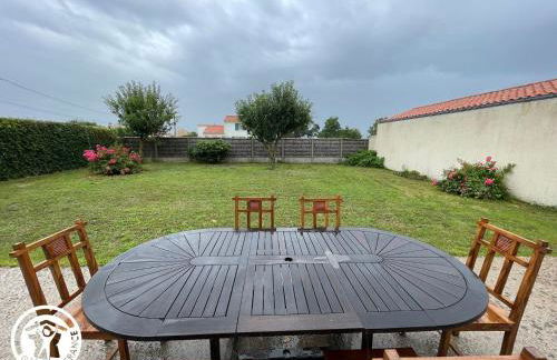 Maison rénovée 6 pers avec jardin, proche plages et pistes cyclables à Talmont-Saint-Hilaire - FR-1-426-557 - Foto 13