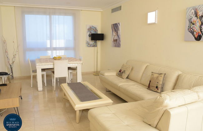 Spacious Sea View Apartment - Photo 11