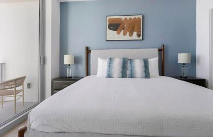 Landing Incredible 2BD Pool - Photo 77