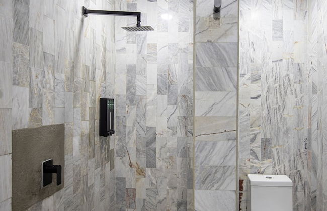 Rooftop Hot Tub 3 levels 5br in Villa - Foto 63