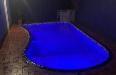 Casa grande com piscina - Foto 2