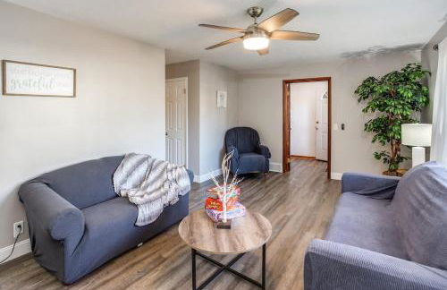 Modern & Quiet Suburban Ranch Mins to Dtwn and Stores - Foto 3