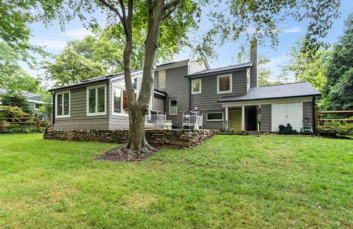 Sojourn Beautiful Home with Beach Access & Backyard - Foto 43