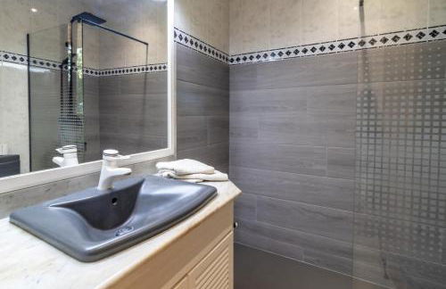 Can Noguer – Casa con piscina y jardín - Photo 24