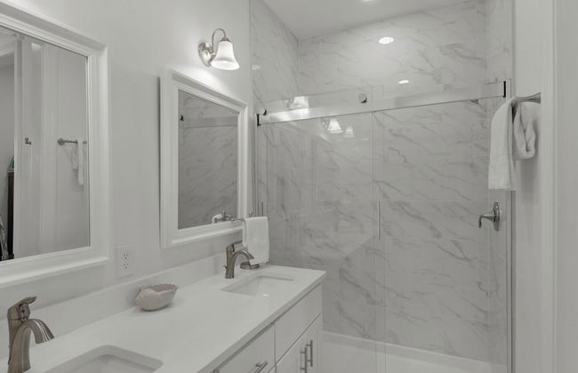 Modern + New Construction & Gulf Views; 3 Pools & Steps to Beach - Foto 15