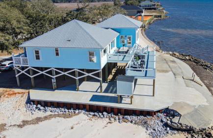 Private Waterfront Beach House with Fire-pit - Foto 46