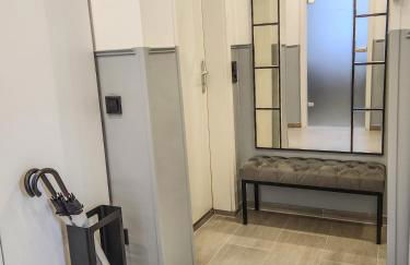 GELI Homes L1 - 2x Zimmer, 2x Kingsize Bett, 1 bis 4 Personen, Parkplatz, TV, Wifi, top Küche, Kaffee, Tee - Foto 27