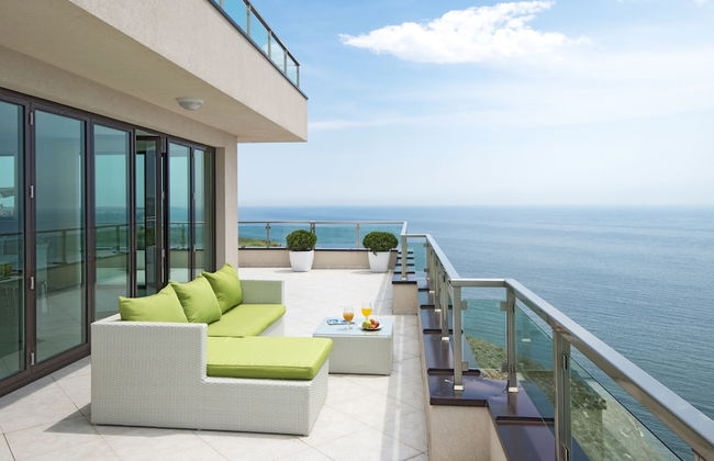 Calithea Complex - Photo 41