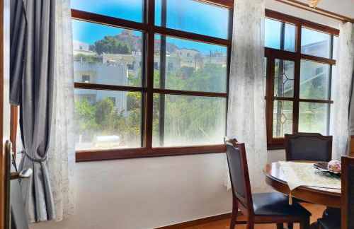 Μονοκατοικία με θέα τη Χώρα - Photo 17