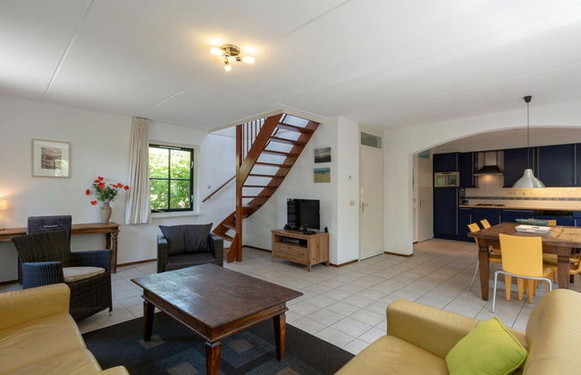 Beautifully Situated Luxury Villa on the Water - Foto 70