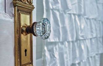 Historic Tudor Home, Heated Pool - Photo 27