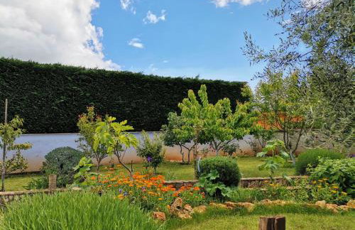 Romantic Apartment Flower - Photo 25