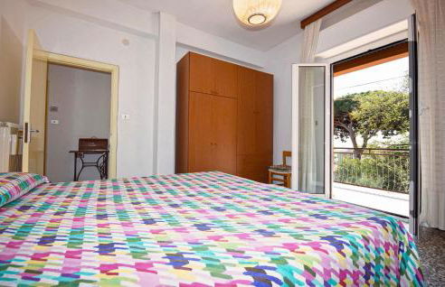 Stunning Apartment In Pietra Ligure - Foto 15