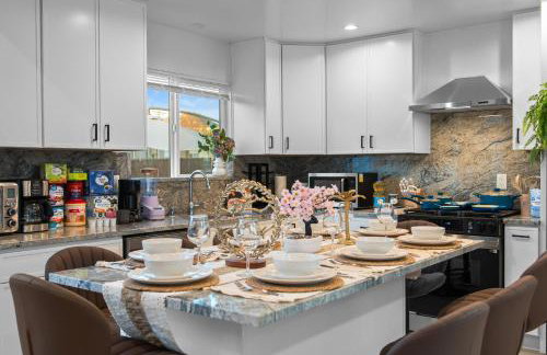 Entire Private Home with 3 Bedrooms 2 Bathrooms, with Garage, Gated Yard, King Bed House, Available Now - Foto 32