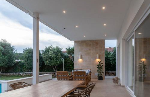 VILLA PETRA ARENAL D'en CASTELL - Photo 1