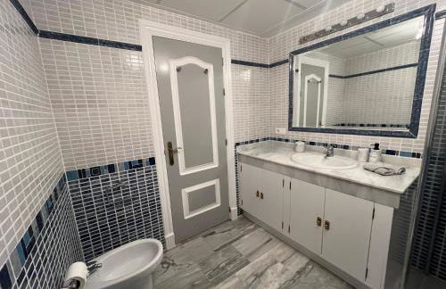 Estepona Sunriser Sea view apartment - Photo 24