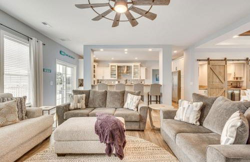 Private Beach and Deck Bayfront Home in Hayes! - Foto 6