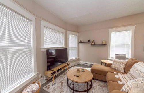 Renovated 2 bed 2 bath Near Arena and Downtown - Foto 19