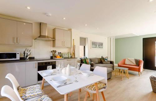 Roe Cottage - Disabled Adapted - 2 bed - hot tub - Photo 13