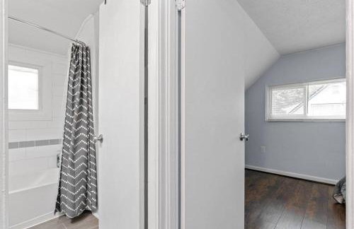 The Bamboo House! Dog-Friendly Home n RVA Sleeps 8 - Foto 30