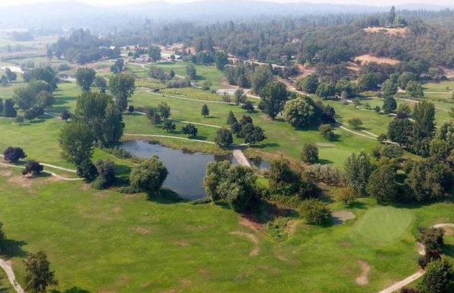 Racing Horse Ranch with Unlimited Golf - Photo 32